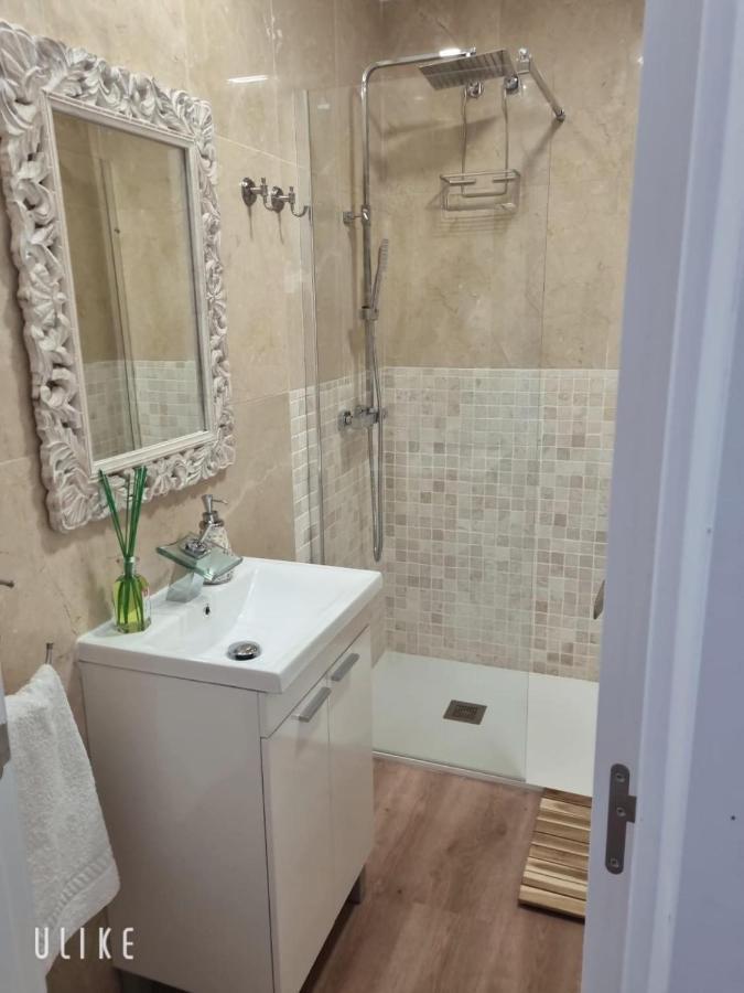 Fuengirola Apartment Carvajal Front Line Primera Linea Zewnętrze zdjęcie