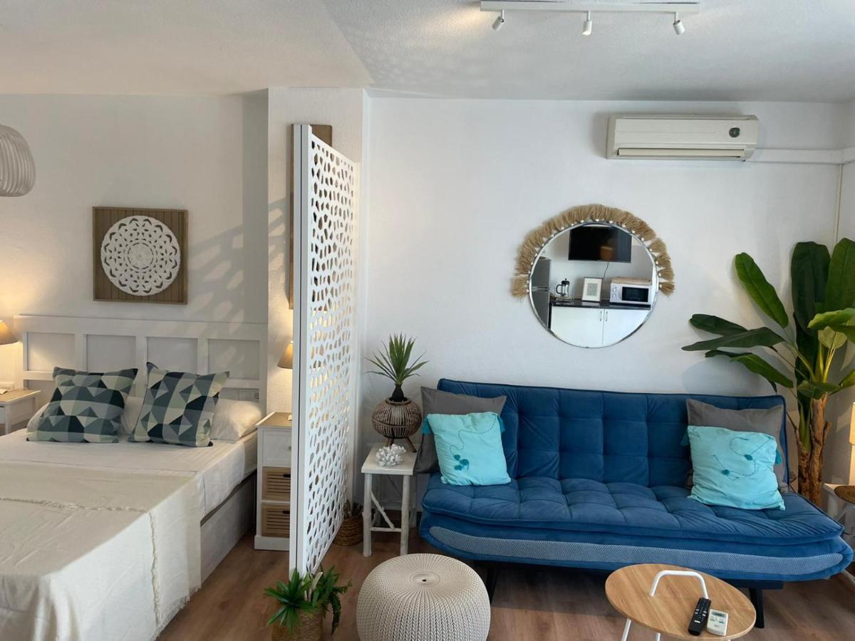 Fuengirola Apartment Carvajal Front Line Primera Linea Zewnętrze zdjęcie