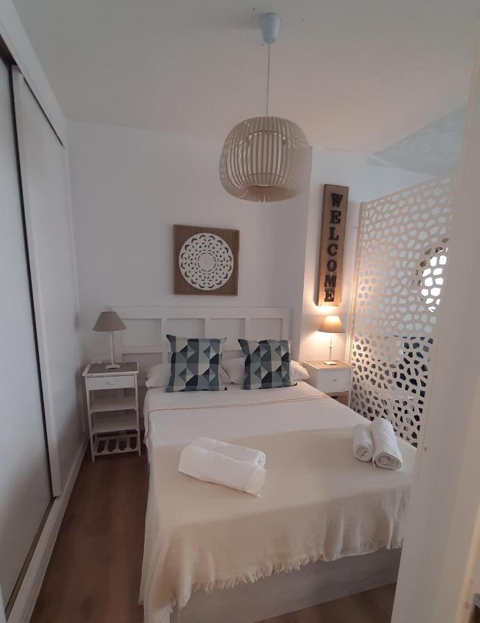 Fuengirola Apartment Carvajal Front Line Primera Linea Zewnętrze zdjęcie